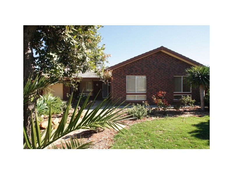 14 Hilltop Drive, Loxton SA 5333