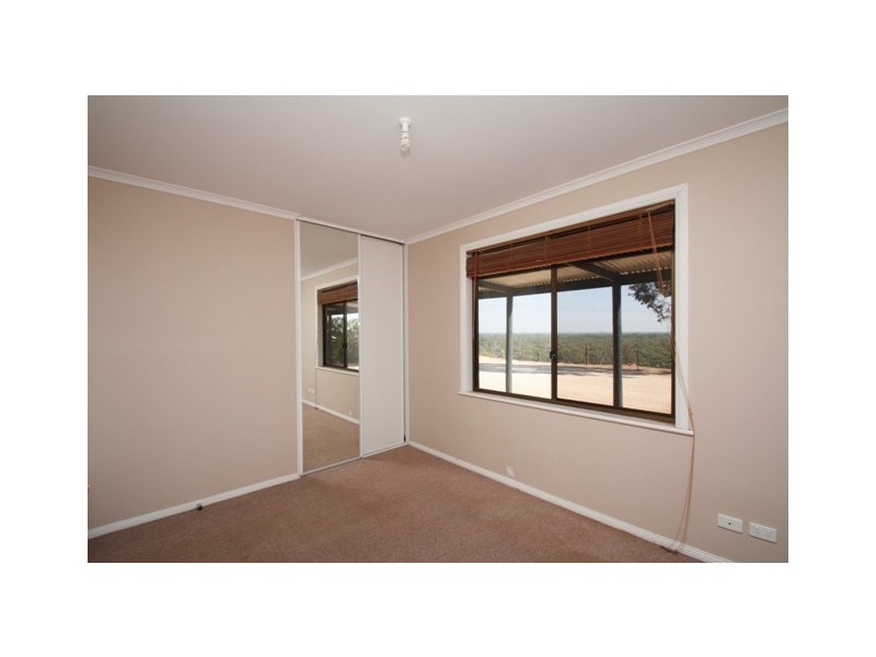 390 Nitschke Rd, Loxton SA 5333