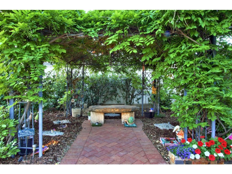 40 and 42 Wodonga Avenue, Loxton SA 5333