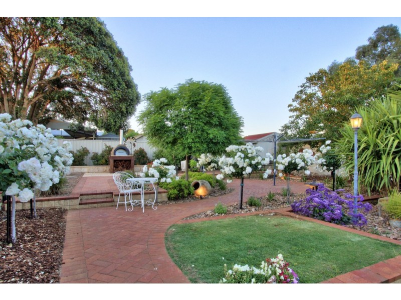 40 and 42 Wodonga Avenue, Loxton SA 5333