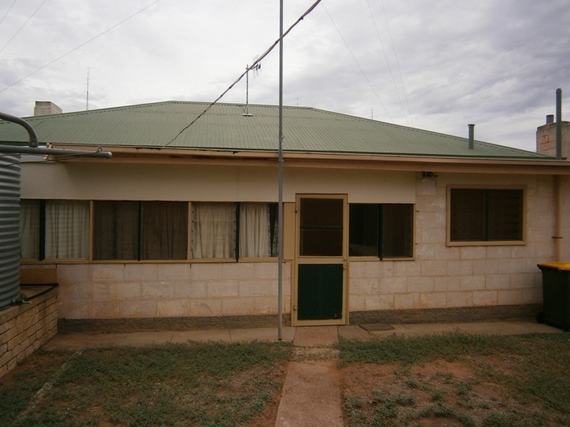 8 Kleemann Street, Waikerie SA 5330