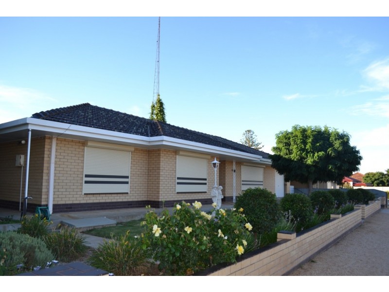 14 First Street, Loxton SA 5333
