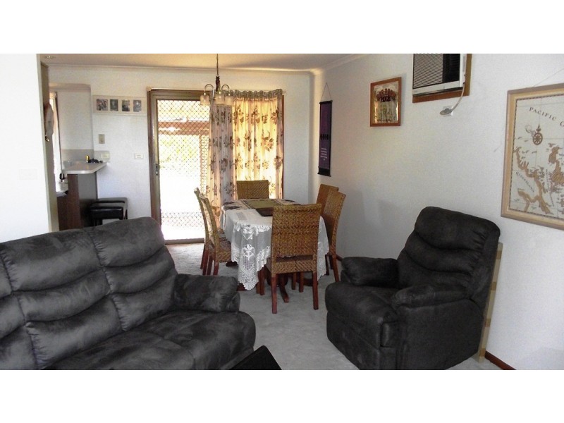 21 Downer Avenue, Lyrup SA 5343