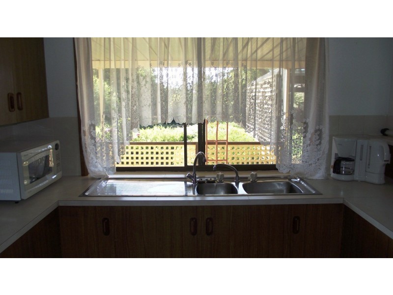 21 Downer Avenue, Lyrup SA 5343