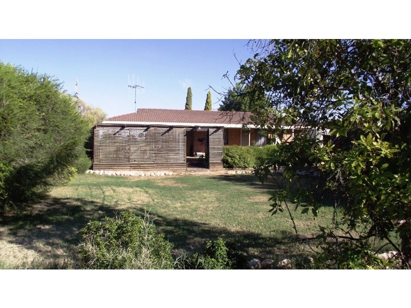 21 Downer Avenue, Lyrup SA 5343