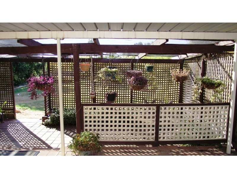 21 Downer Avenue, Lyrup SA 5343