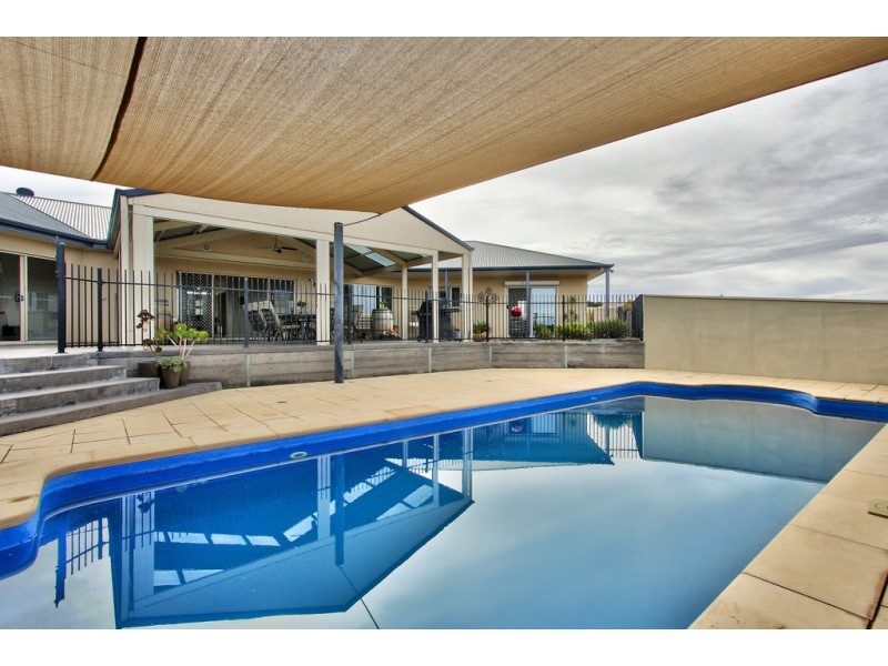 21 Casson Avenue, Loxton SA 5333