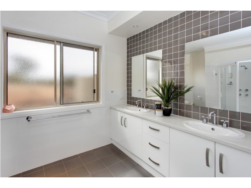 21 Casson Avenue, Loxton SA 5333