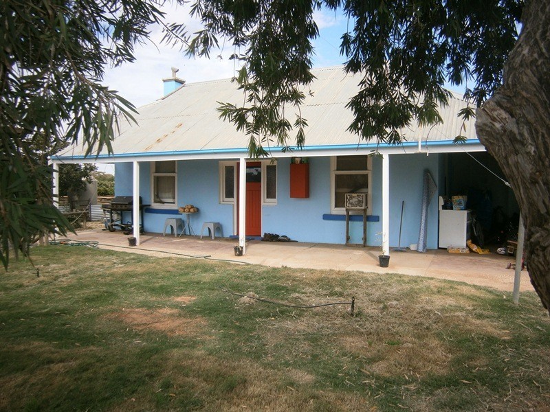 32 Baldock Road, Waikerie SA 5330