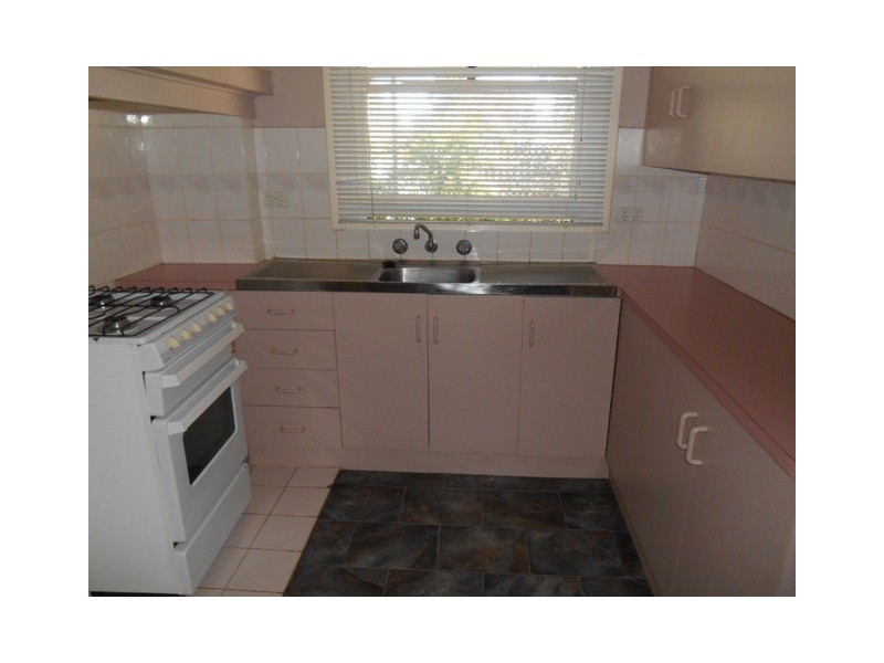 24 Trenaman Cres, Berri SA 5343