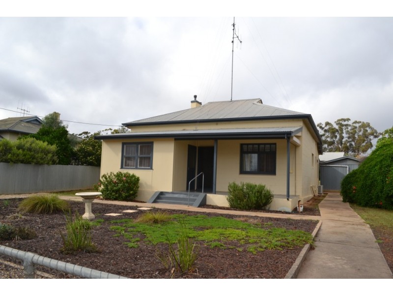 9 Laffer Street, Barmera SA 5345
