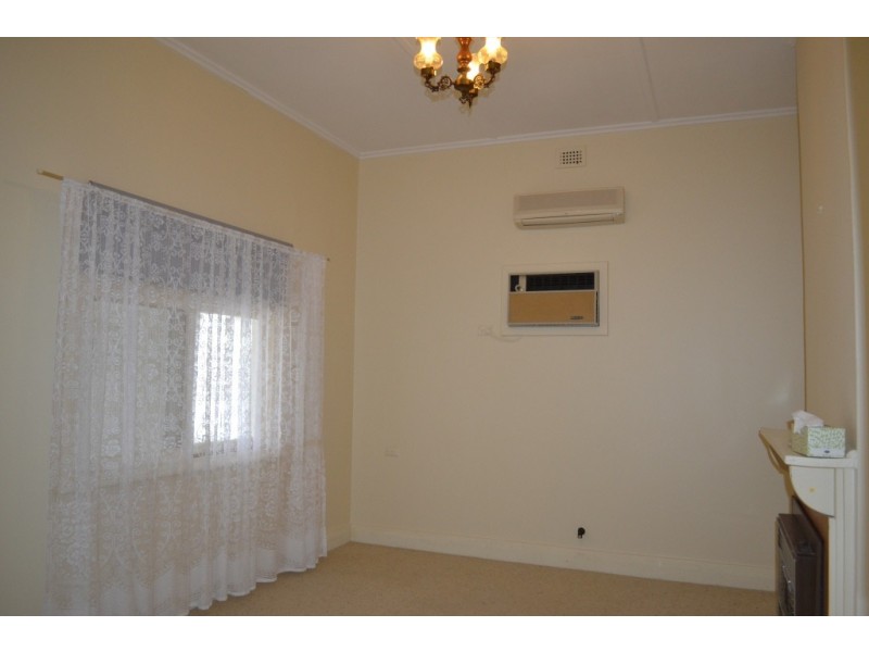 9 Laffer Street, Barmera SA 5345