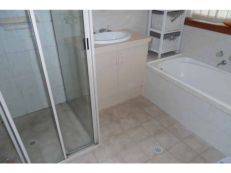 12 Cedar Avenue, Renmark SA 5341