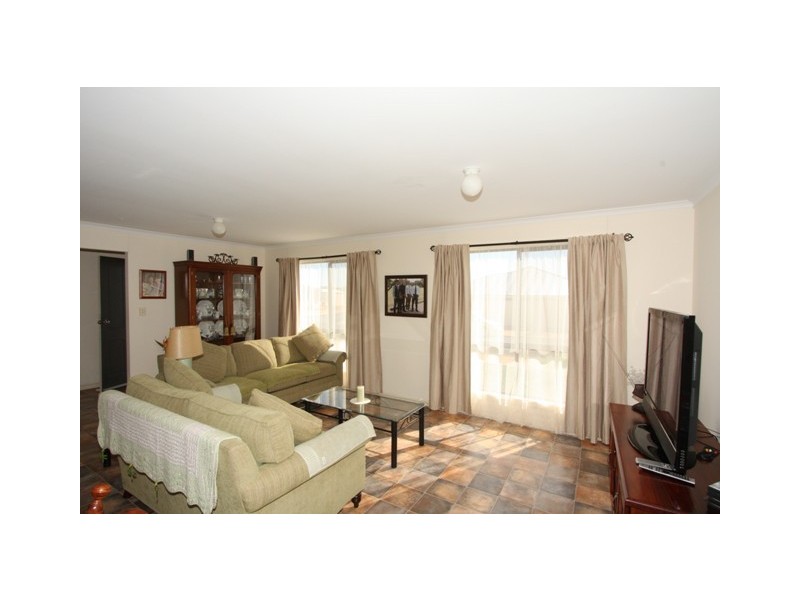 13 Schick Street, Loxton SA 5333