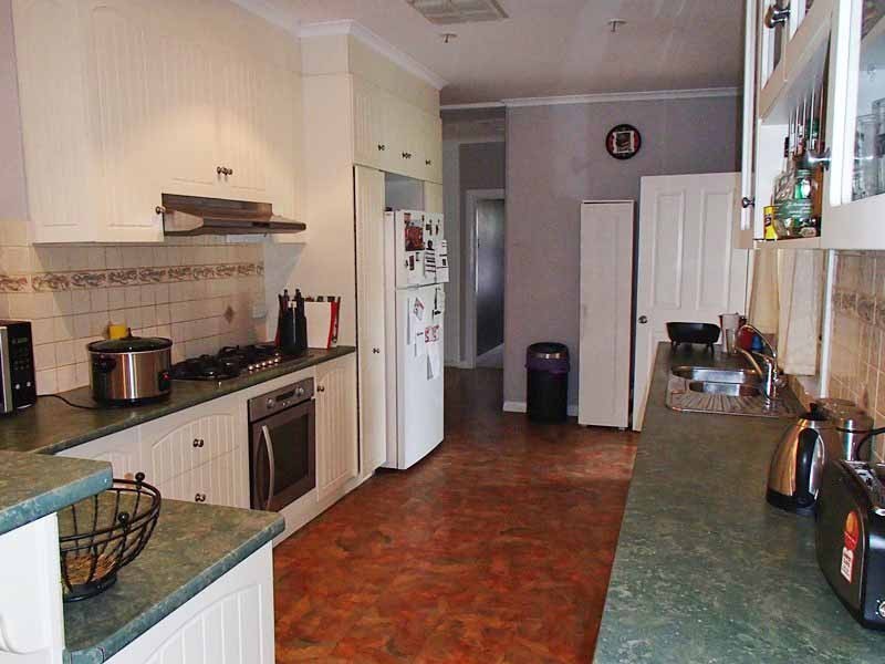 25 Sixteenth Street, Renmark SA 5341