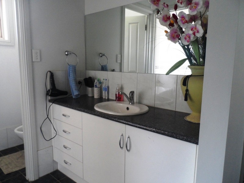 97 Edwards Road, Loxton SA 5333