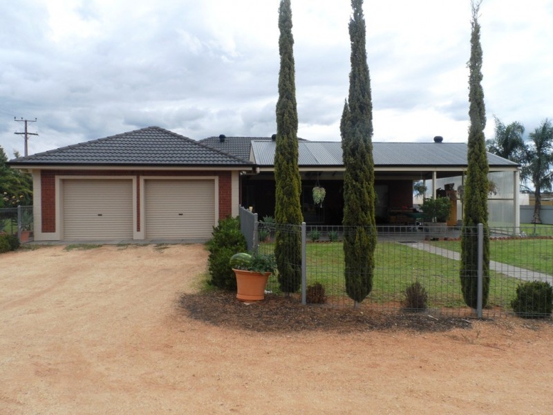 97 Edwards Road, Loxton SA 5333