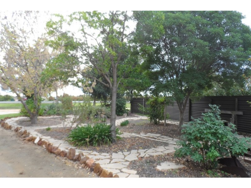 20058 Renmark Avenue, Renmark SA 5341