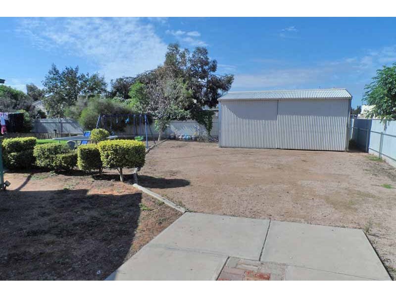 11 Acacia Crescent, Renmark SA 5341