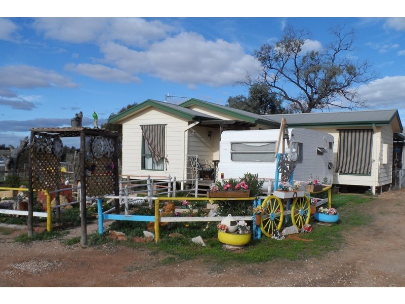 216 Ral Ral Avenue, Renmark SA 5341