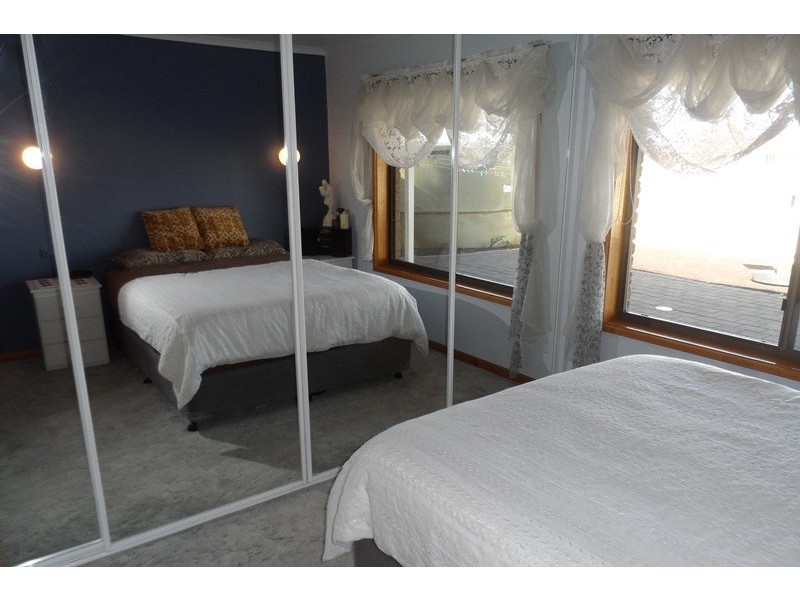 9 Eighth Street, Renmark SA 5341