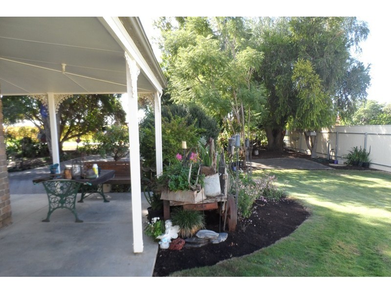 9 Eighth Street, Renmark SA 5341