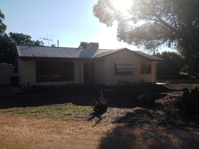 37 Hawdon Street, Barmera SA 5345