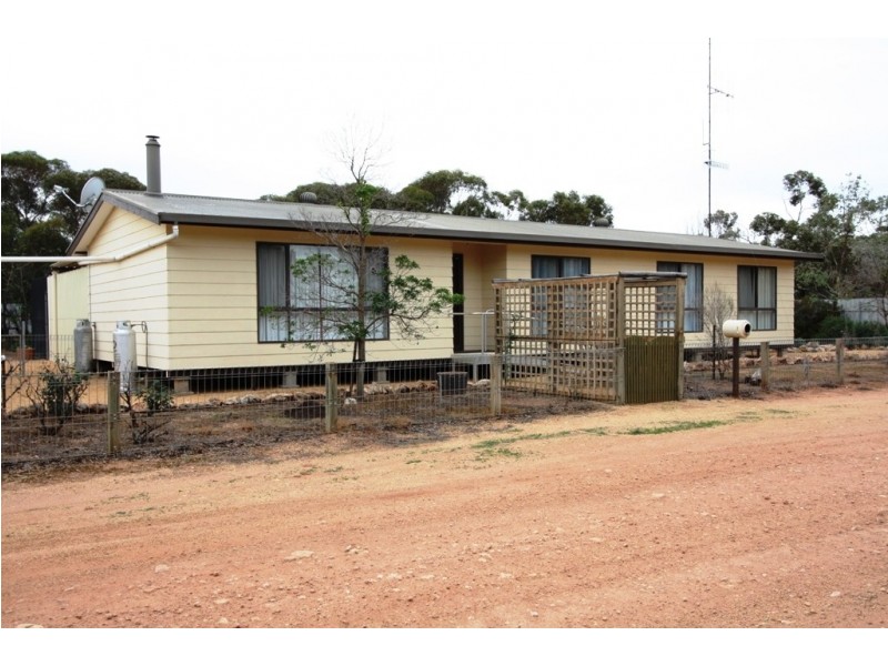 37 James Street, WUNKAR via, Loxton SA 5333