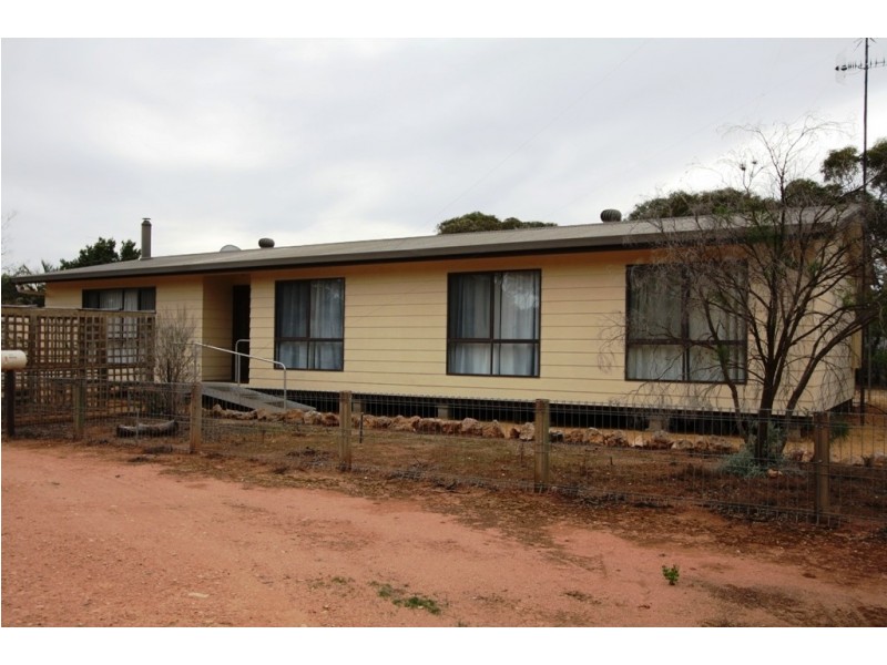 37 James Street, WUNKAR via, Loxton SA 5333