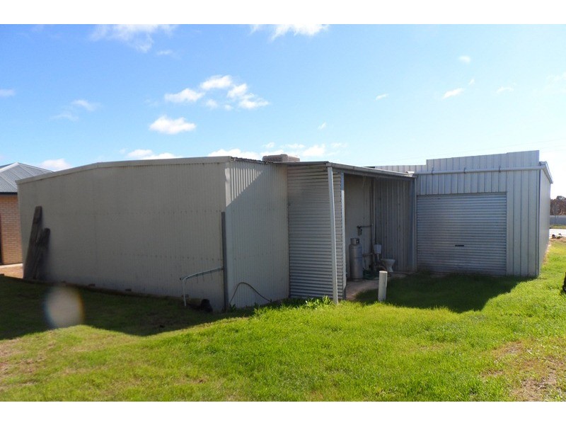 15 Cucumunga Street, Renmark SA 5341