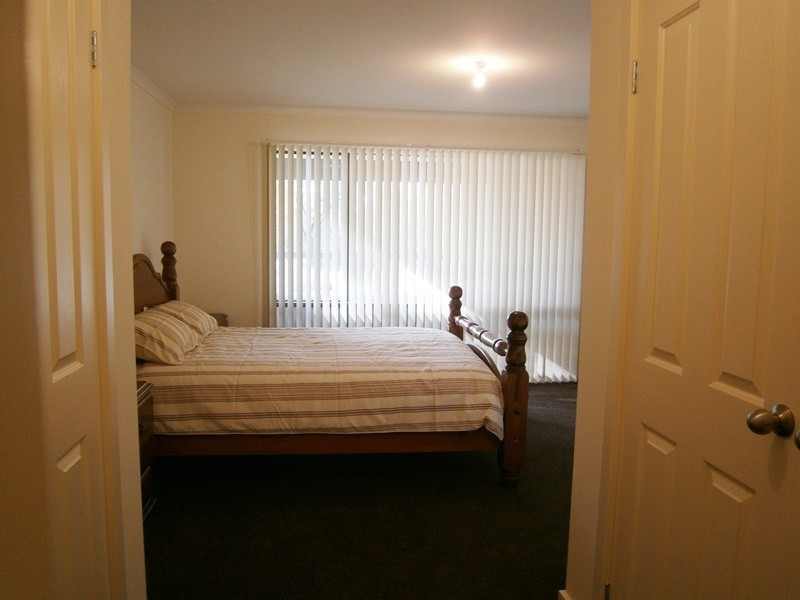 42 Acland Street, Blanchetown SA 5357