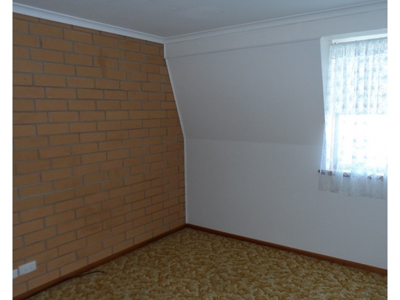 Unit 2/1 Thurk Street, Renmark SA 5341