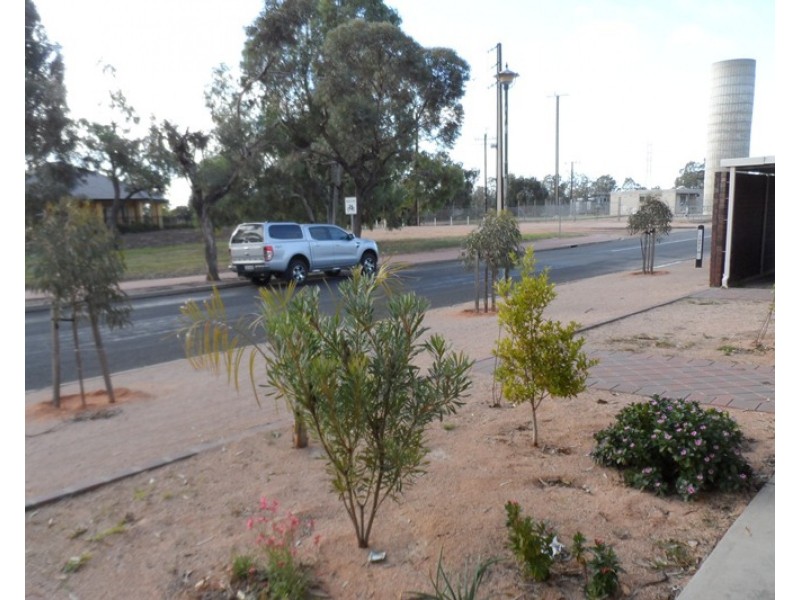 Unit 2/1 Thurk Street, Renmark SA 5341