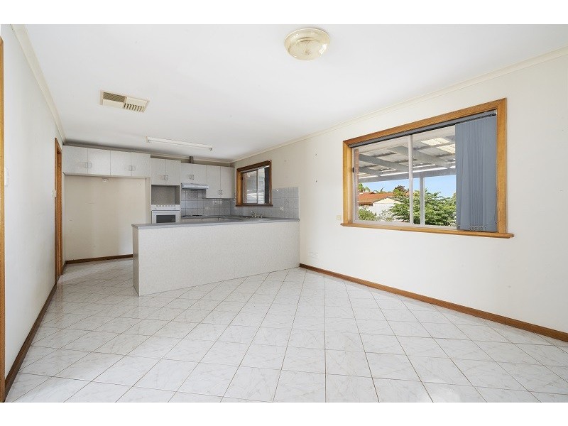 6 McCutcheon Street, Waikerie SA 5330