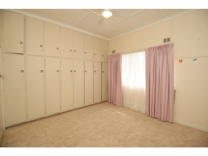 16 Wishart Street, Berri SA 5343