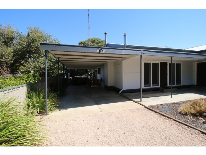 16 Wishart Street, Berri SA 5343