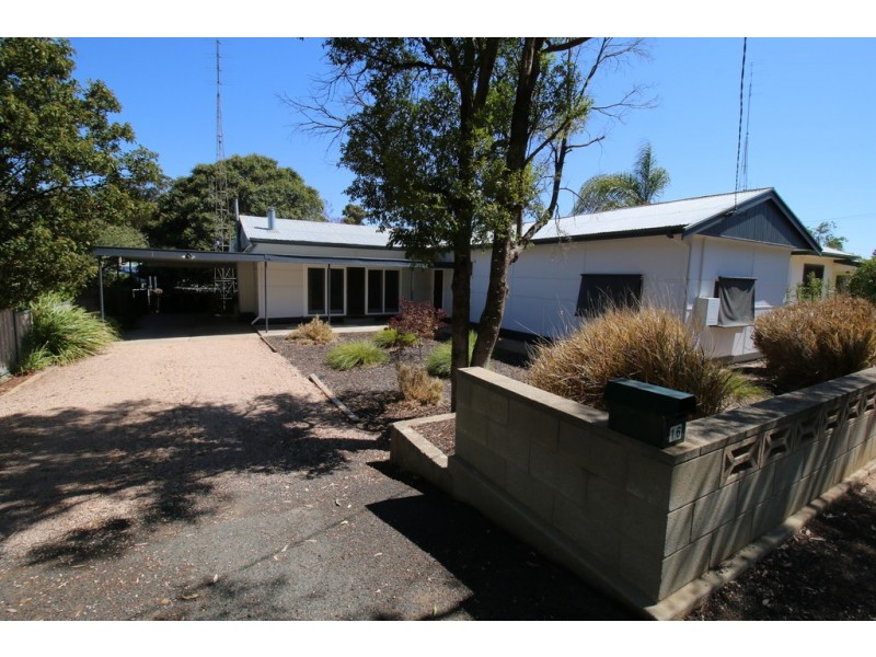 16 Wishart Street, Berri SA 5343