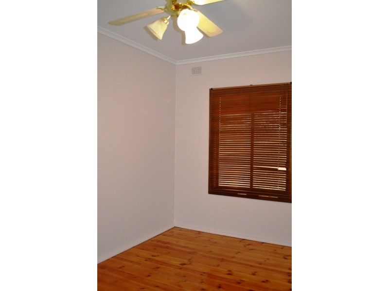 17 Acacia Ave, Loxton SA 5333