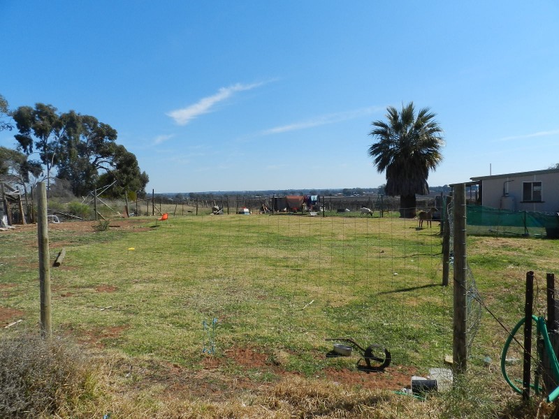 121 Elephant Trunk Road, Cobdogla SA 5346