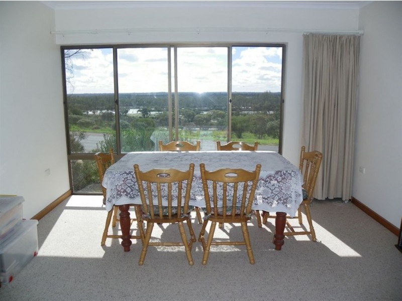 13 Thiele Avenue, Loxton SA 5333