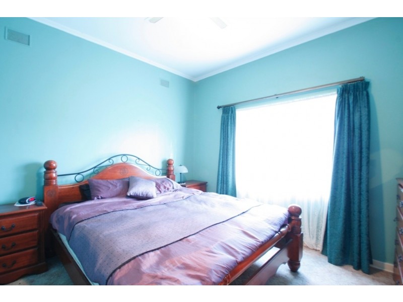 5 FOURTH STREET, Loxton SA 5333