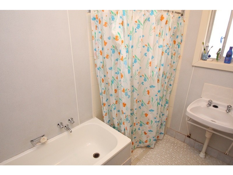 15 Belah Street, Renmark SA 5341