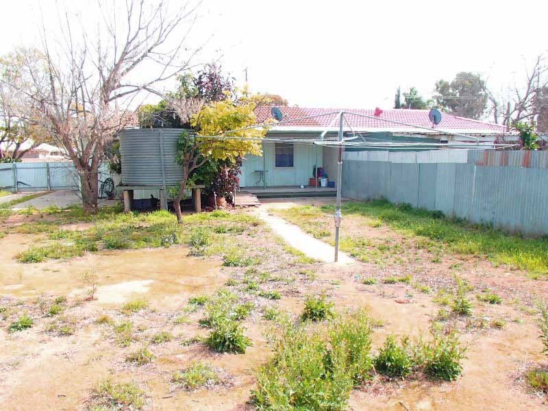 25 Banksia Street, Renmark SA 5341