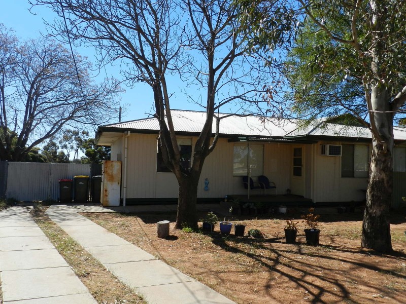 8 Paddick Street, Berri SA 5343