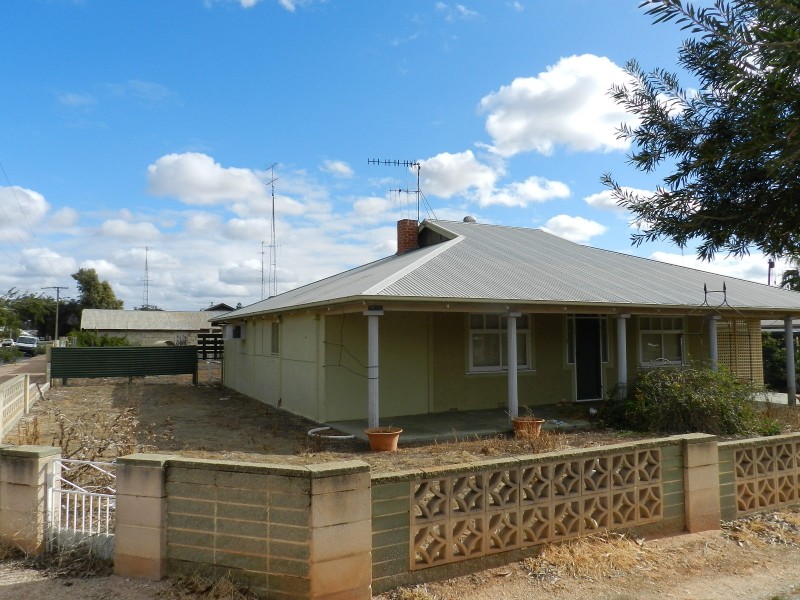30 Lake Avenue, Barmera SA 5345