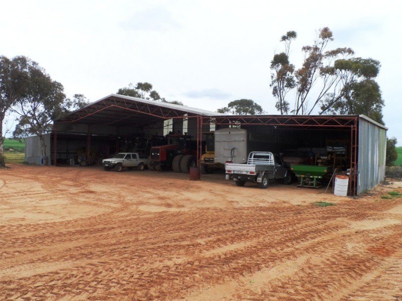- Rural Land In Hundreds of Allen and Mindarie, Wanbi SA 5310