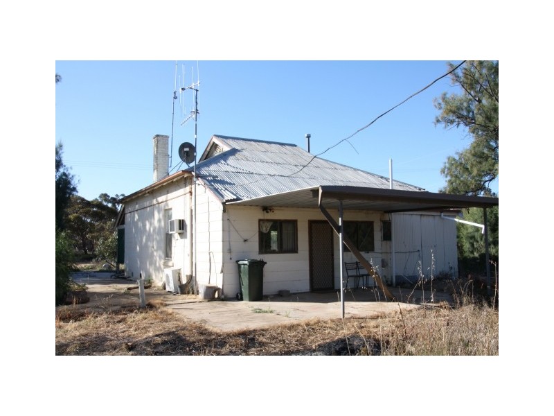 43 High Street, PARUNA via, Loxton SA 5333