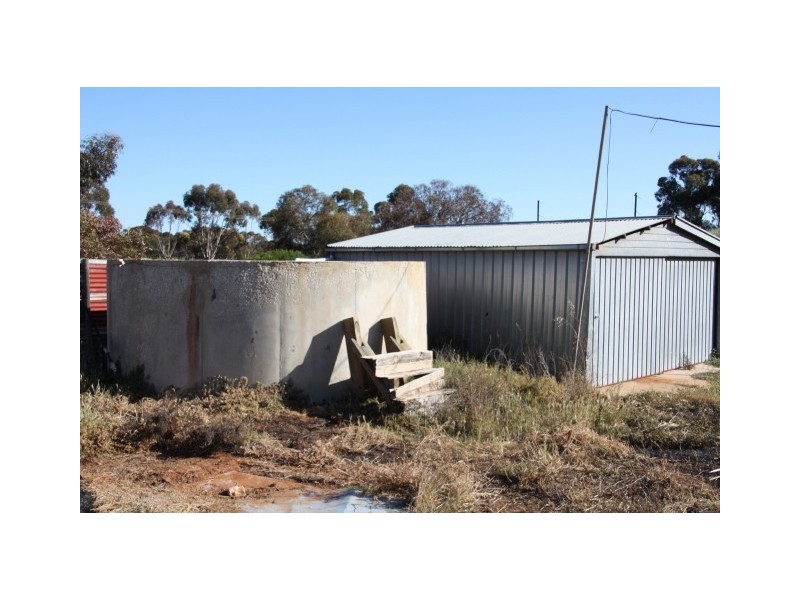 43 High Street, PARUNA via, Loxton SA 5333