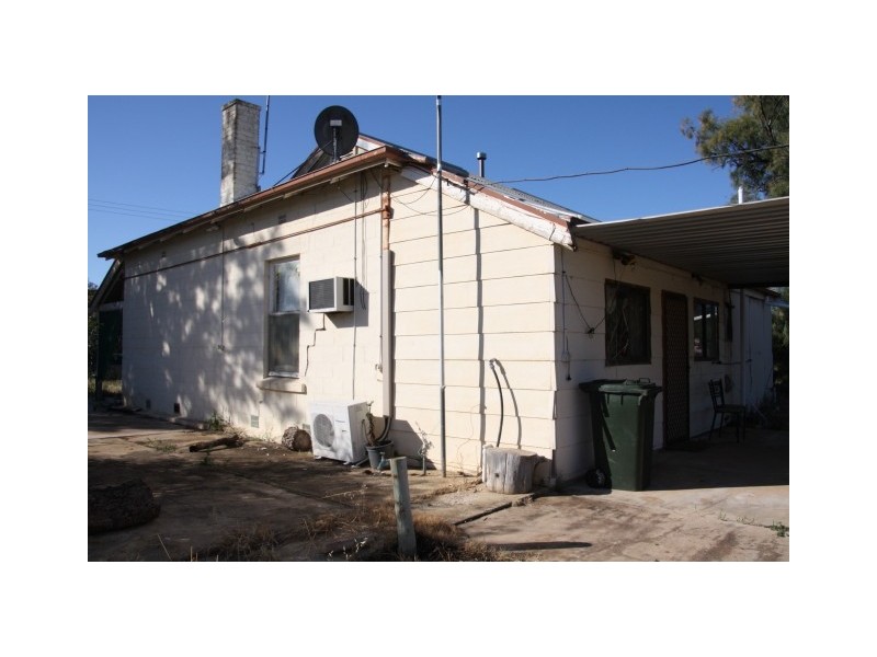 43 High Street, PARUNA via, Loxton SA 5333