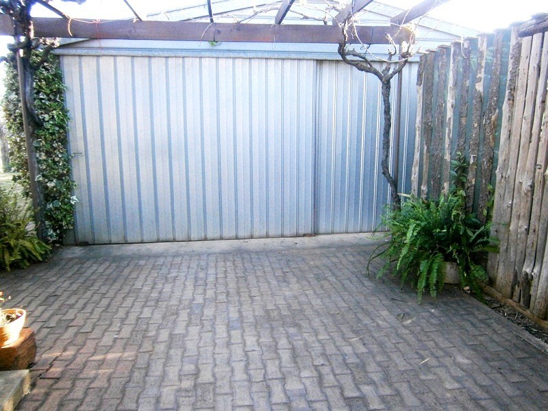 8 Civic Avenue, Waikerie SA 5330